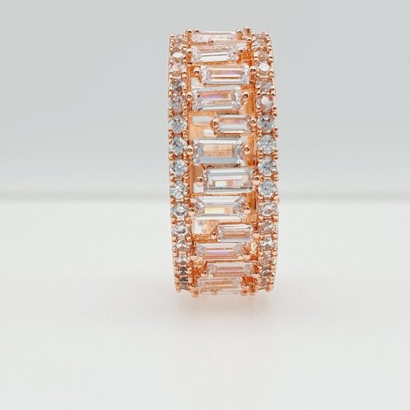 🎀 Jewelry Full Circle Inlaid Rectangle Gemstones CZ Ring for Women, HA4678 - Picture 2 of 4